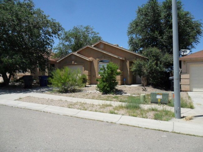 Foto del edificio - 10001 Lauren Ave SW