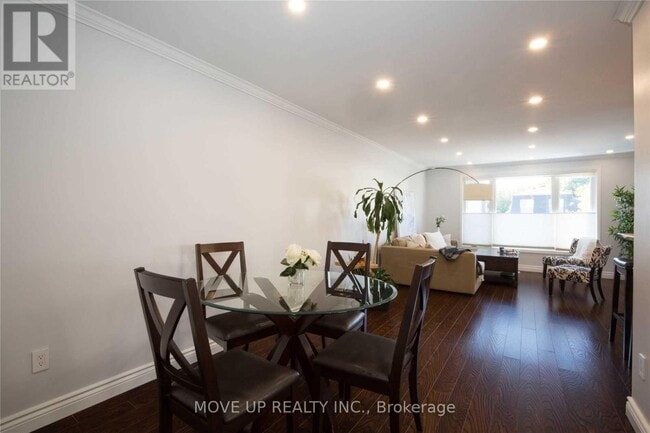 Photo du bâtiment - 3384 Hannibal Rd