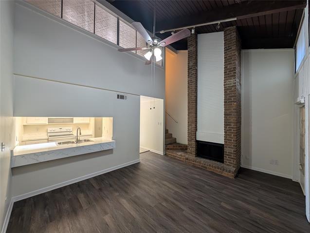 Foto del edificio - 6019 Ridgecrest Rd