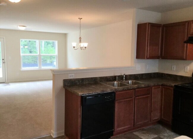 Building Photo - 108 Beacon Woods Dr