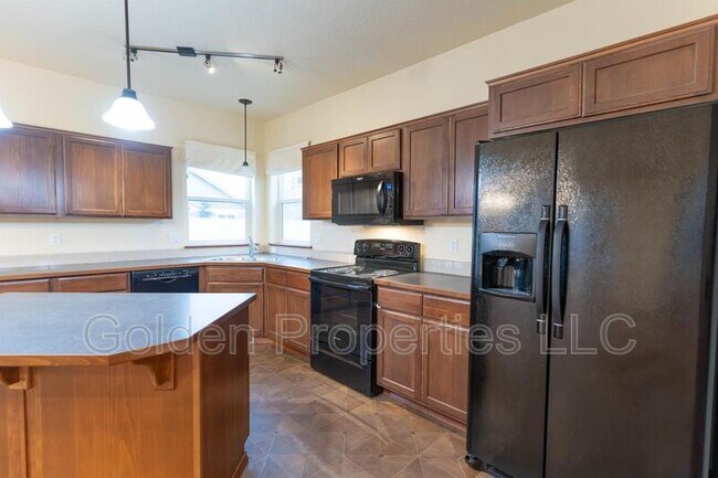 Building Photo - 3005 W Dumont Dr