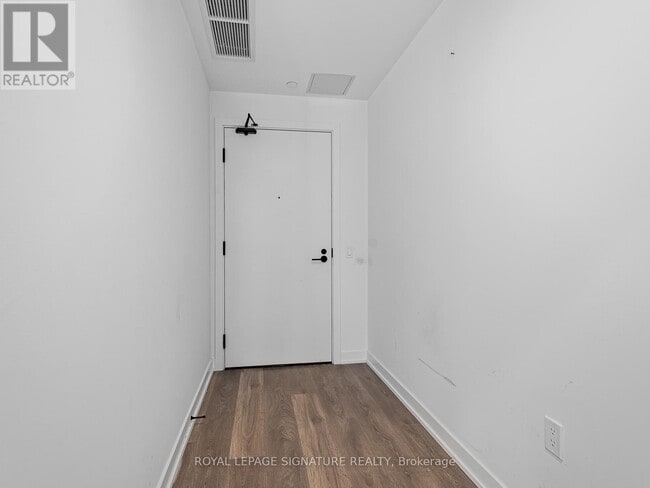 Photo du bâtiment - 1608 Charles St