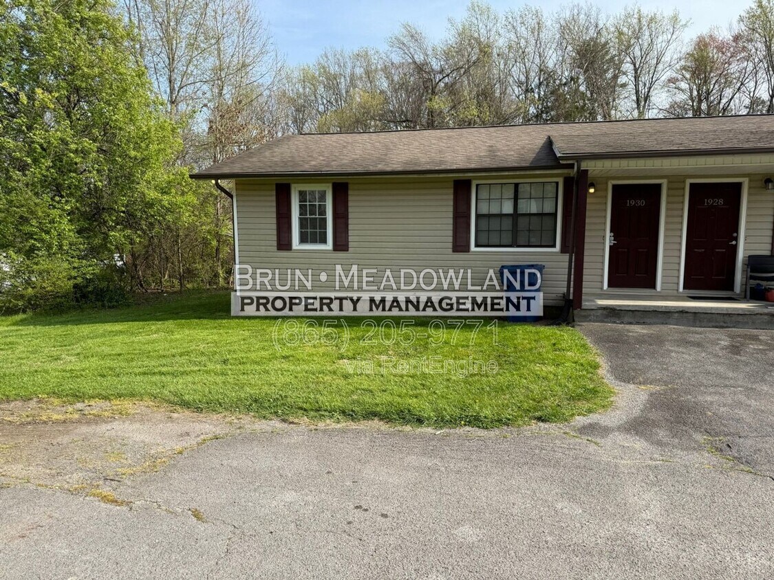 Photo - 1930 Lovell Road