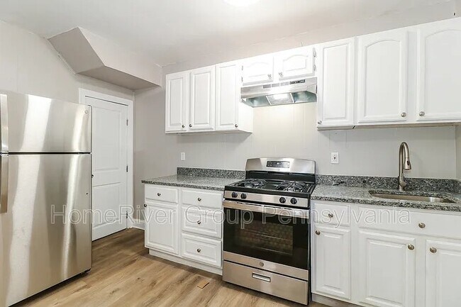 Foto del edificio - 2547 S Robinson St