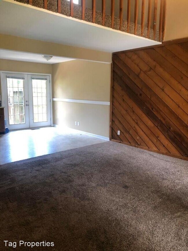 Foto del edificio - 1 br, 1 bath House - 108 Summit St.