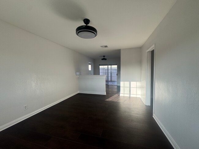 Building Photo - 11816 Arlee Ave