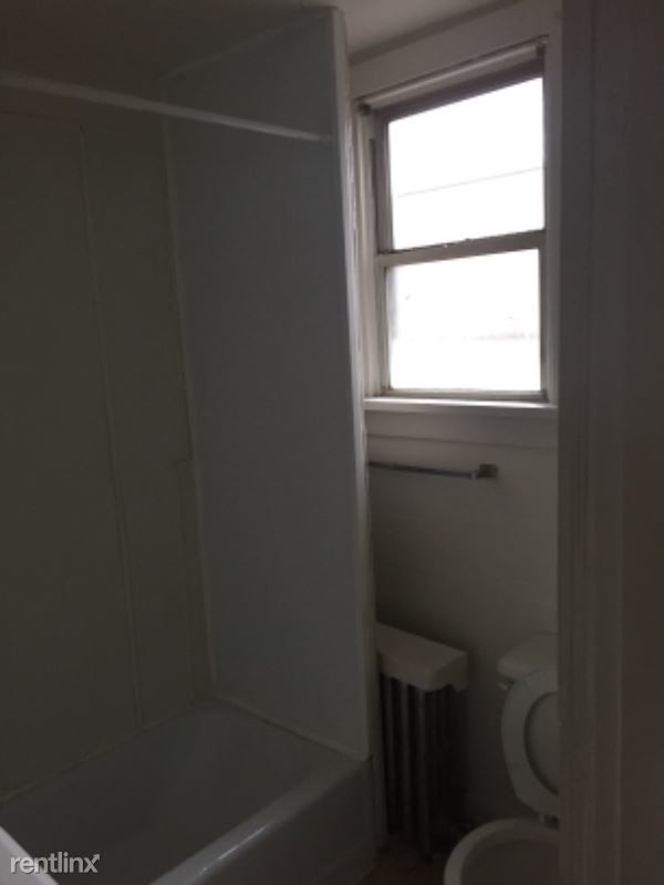 Building Photo - 2 br, 1 bath Apartment - 1604 Ridge Ave