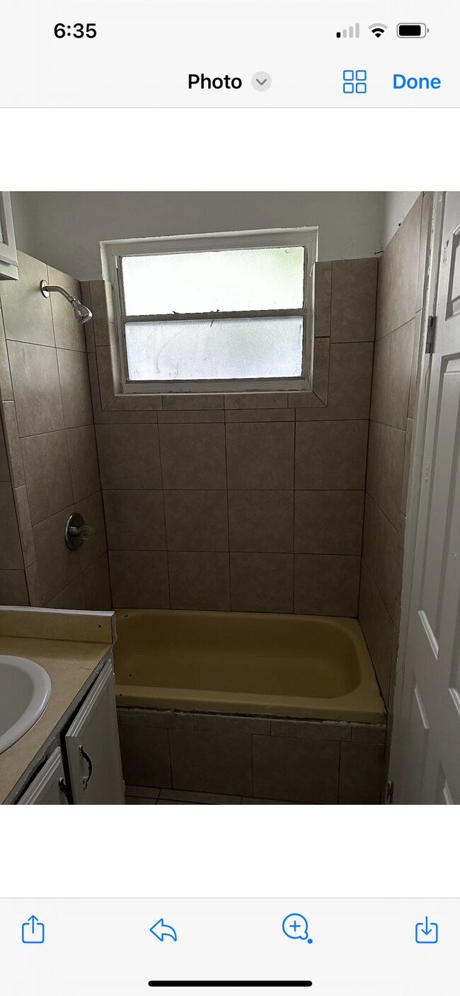 520 Magnolia Ave. Apt. B Unit 510 magnolia apt B, Sebring, FL 33870