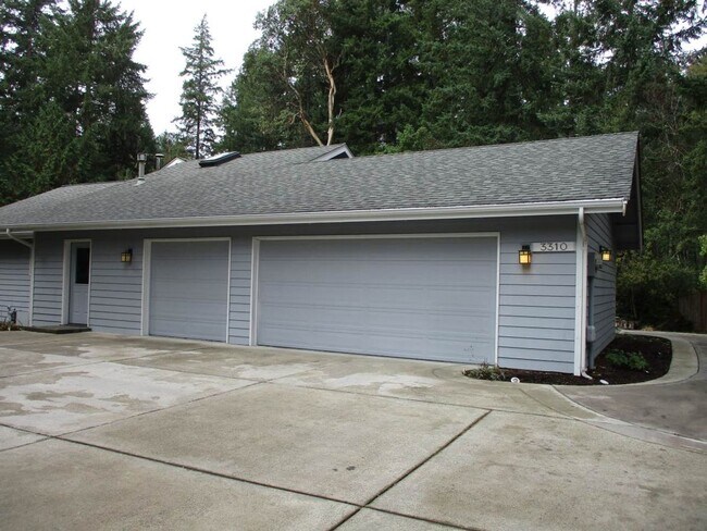 Foto del edificio - Beautiful 3 Bedroom 2.5 Bath Home in Gig H...