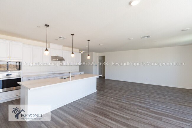 Foto del edificio - ****NEW CONSTRUCTION SINGLE STORY  4BD/2.5...