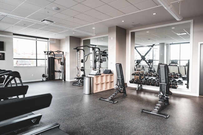 Building Photo - The Julian