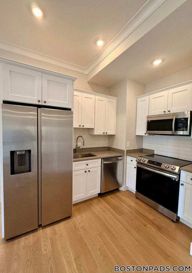 Building Photo - 16-18 Highgate