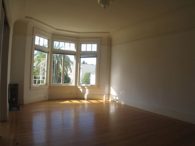 Building Photo - 755 Dolores St
