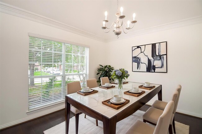 Foto del edificio - 7038 Cornflower Ln