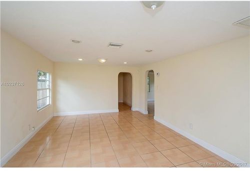 Foto del edificio - 4701 SW 19th St