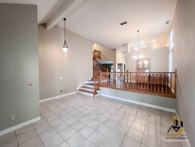 Foto del edificio - 8204 Eversley Ct