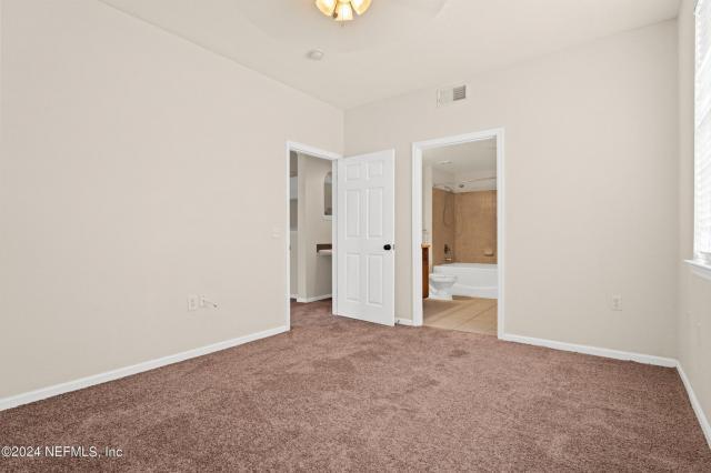 Building Photo - 2 bedroom in Jacksonville FL 32216