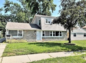 Building Photo - 4945 Paxton Rd