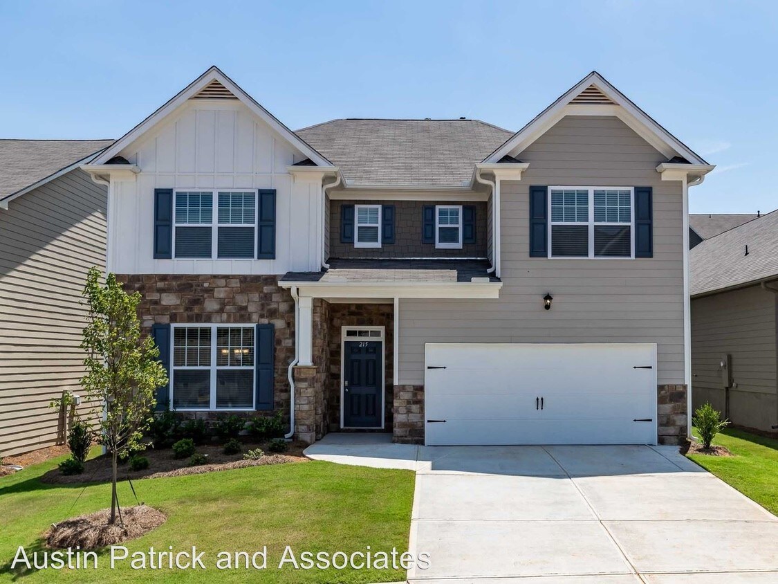 Foto principal - 5 br, 3 bath House - 215 Orchard Trail