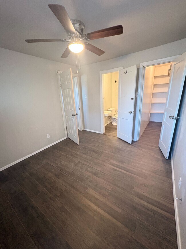 Foto del edificio - 312-14 N Hedgecoke St