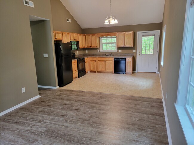 Photo - 456 Austin St House