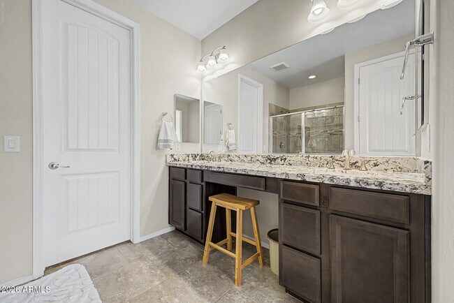 Building Photo - 12506 N 174th Dr