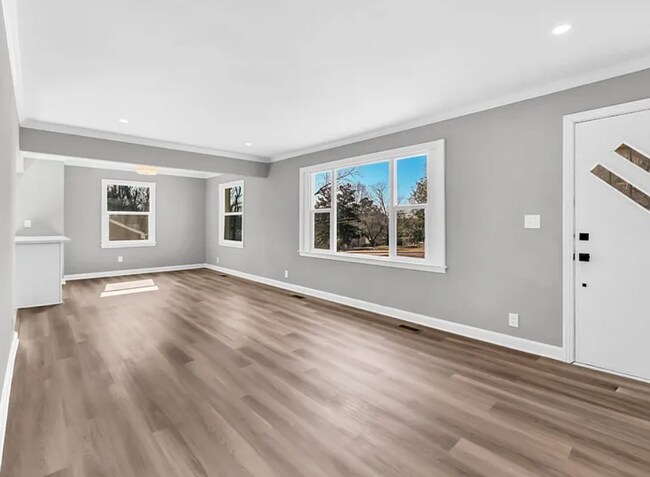 Foto del edificio - 1104 Irving Ln