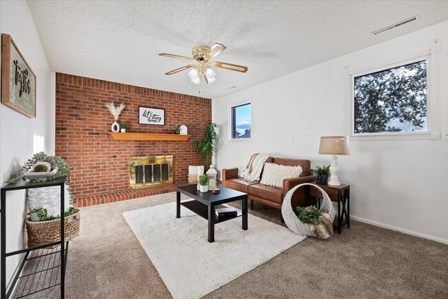 Building Photo - 2675 Colton Pl