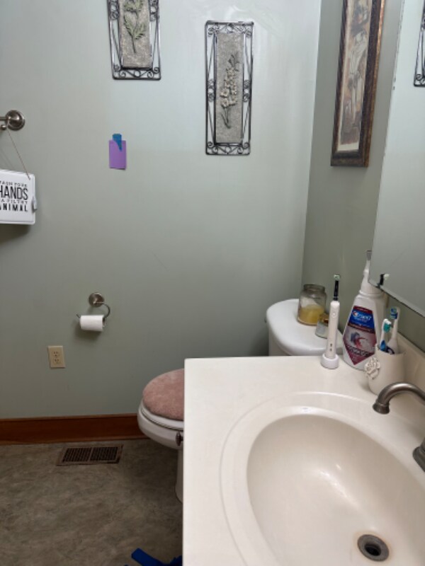 Building Photo - 2235 Pine Cove Trail