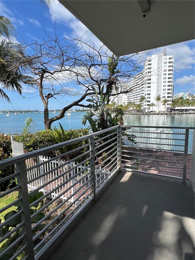 Foto del edificio - 1441 Lincoln Rd