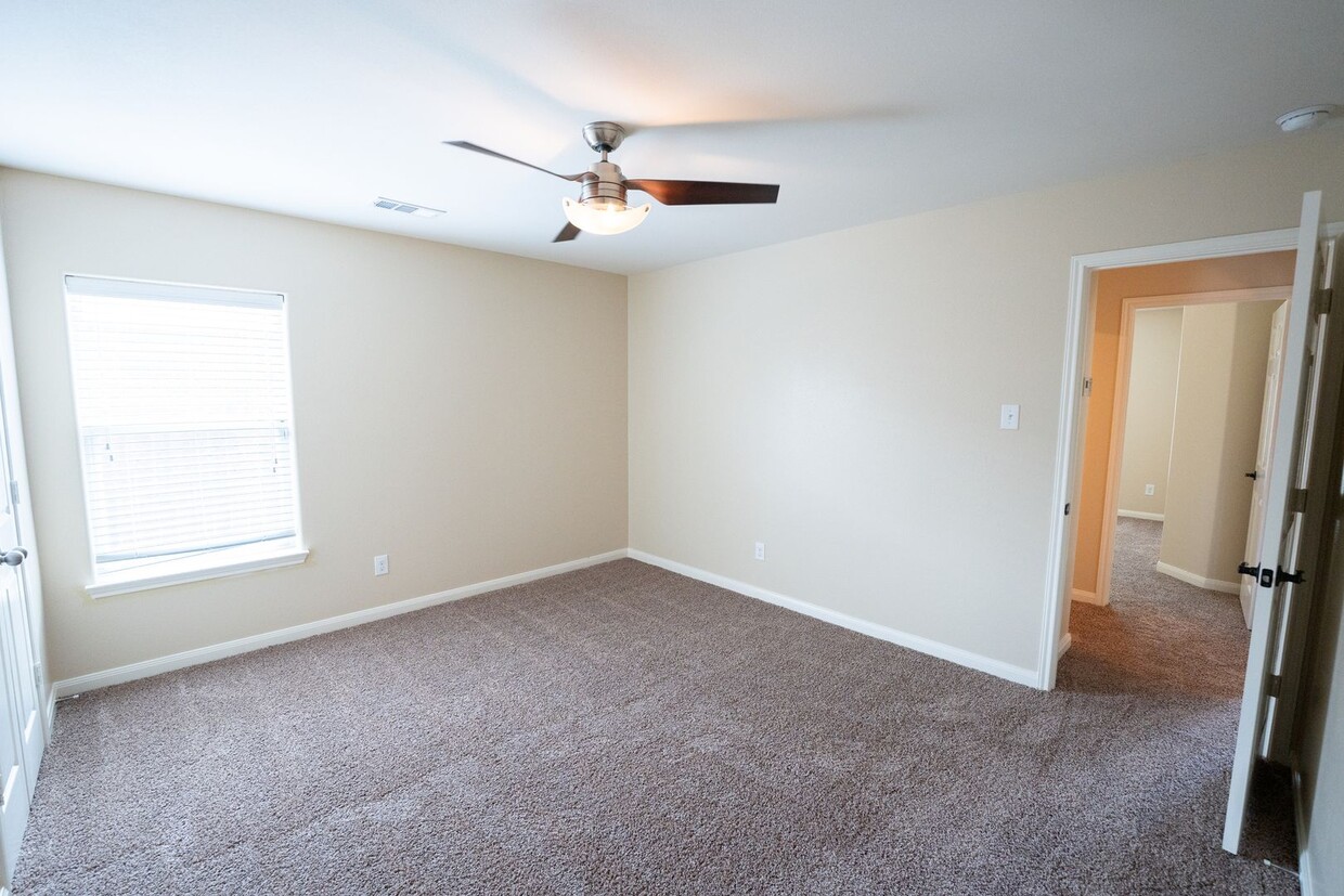 Primary Photo - Move in ready Royse City Home!