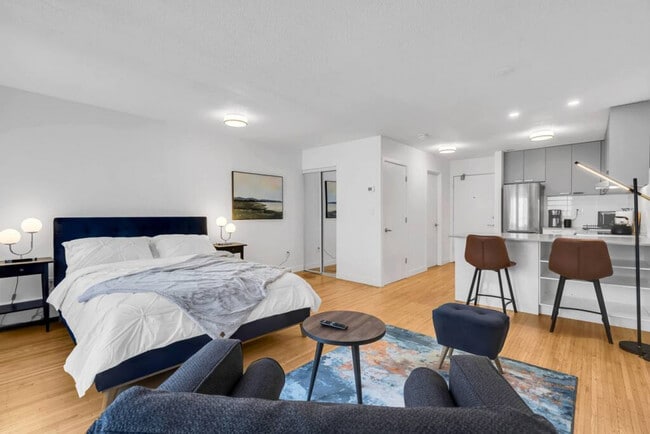 Photo du bâtiment - 1550 W 11th Ave
