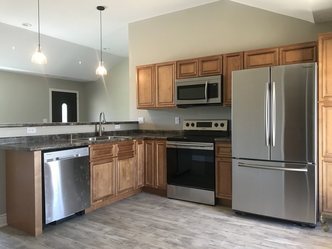 stainless appliances and easy close cabinets - 299 Hubert Rd