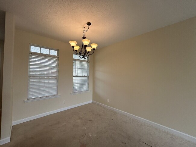 Foto del edificio - Town House For Rent