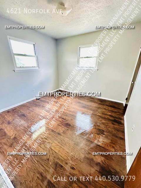 Foto del edificio - 4621 Norfolk Ave