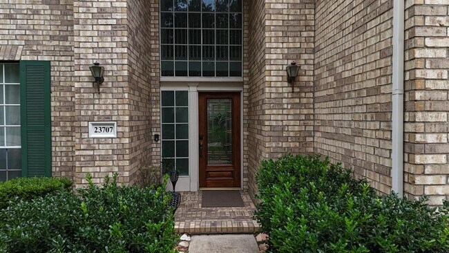 Foto del edificio - 23707 Hackberry Dr