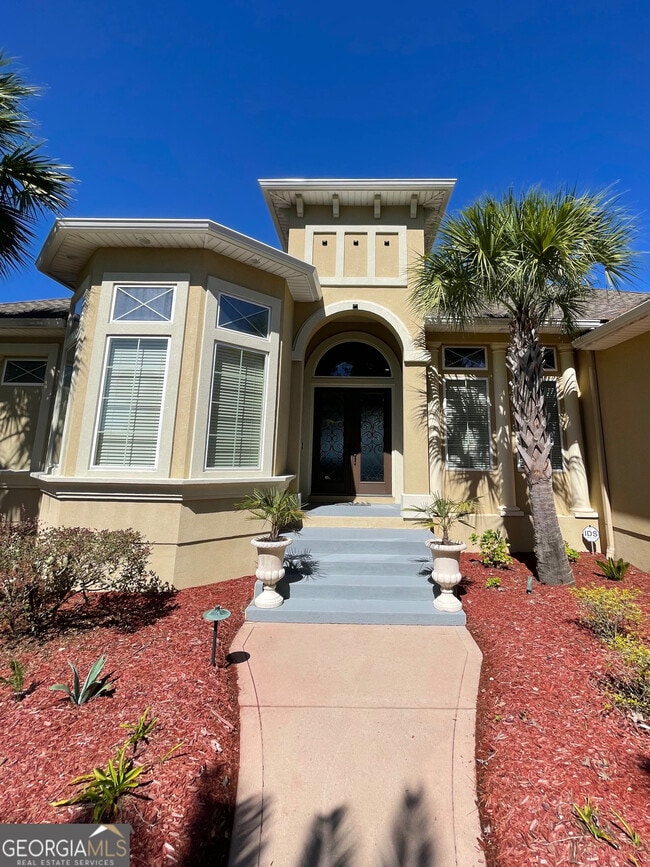 Building Photo - 208 Serpentine Dr