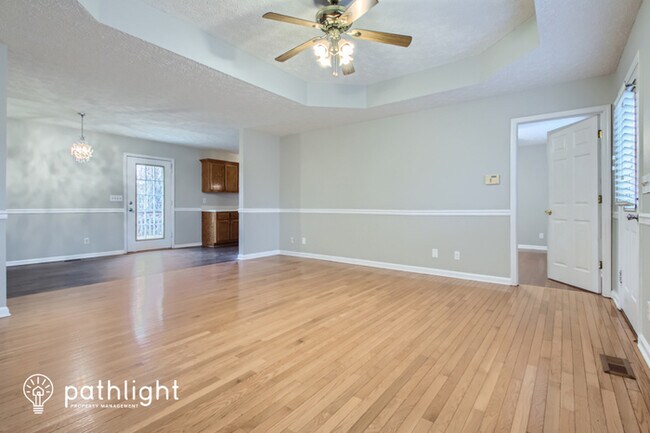 Building Photo - 314 Reeves Court, Springfield, TN, 37172