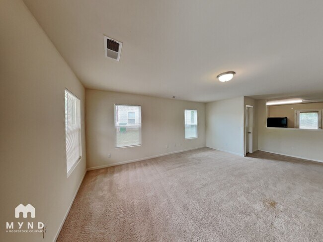 Foto del edificio - 2544 Piering Dr