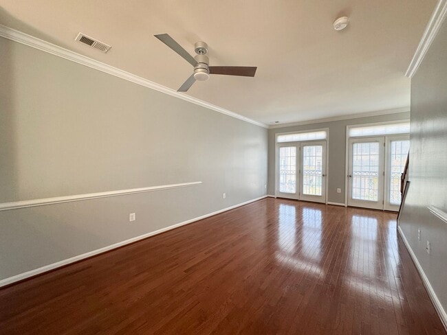 Photo - Stunning 3 Bed 3.5 Bath End Unit Townhome In Powells Run Village