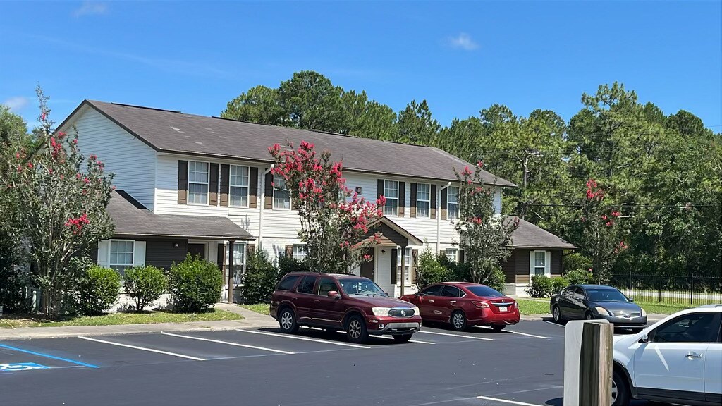 Foto principal - Coastal Point Residential