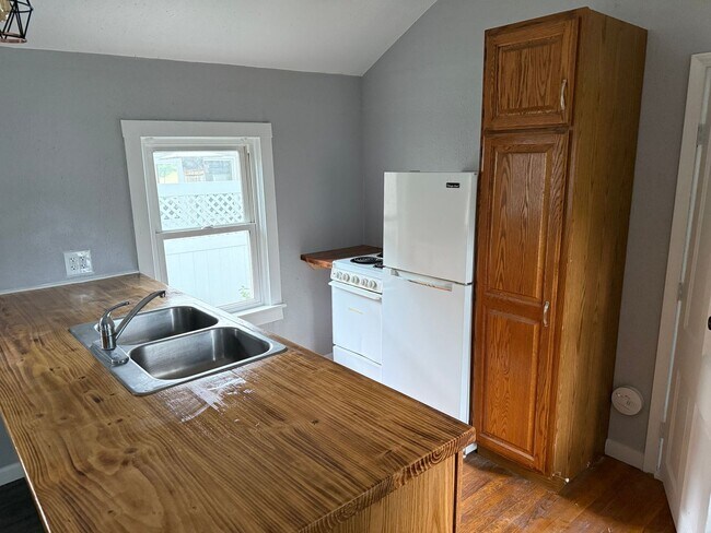 Foto del edificio - Southside 2 bedroom home
