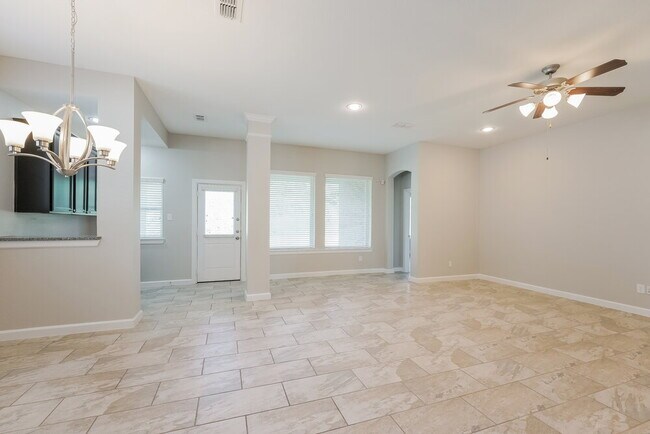 Building Photo - 415 Rocky Briar Ct
