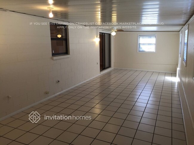 Building Photo - 1402 Rowell St