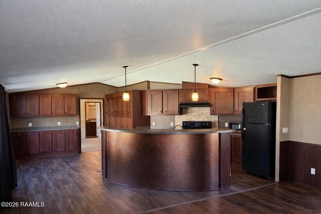 Building Photo - 8333 Hudson Rd