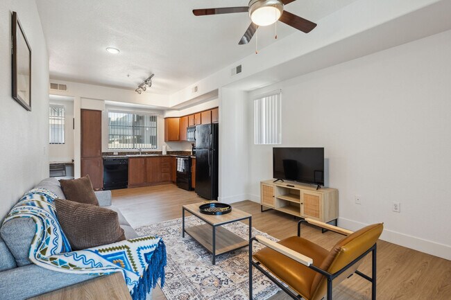 Foto del edificio - 6610 N 93rd Ave