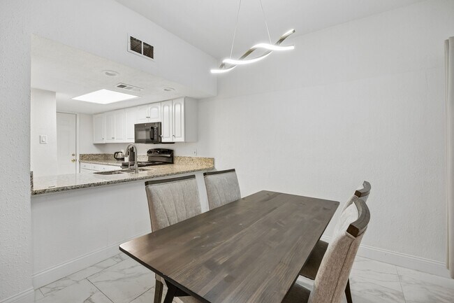 Foto del edificio - 2601 Augusta Dr