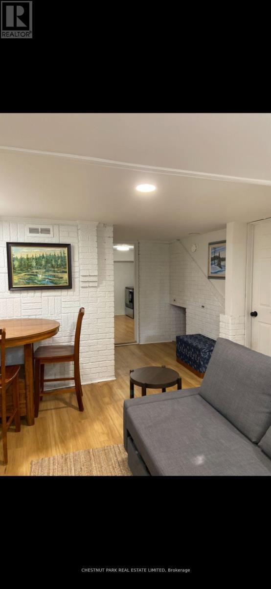 Photo du bâtiment - 173 Chambers Ave