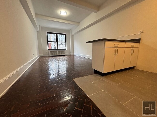 Building Photo - WEST 73 STREET