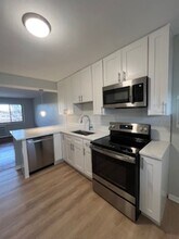 Building Photo - 202-222 N Salem Ave